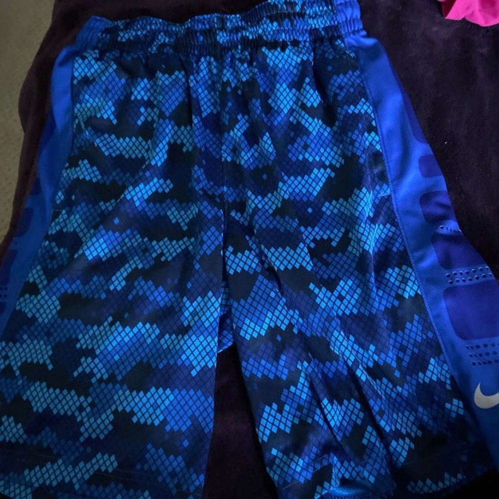 Boys basketball shorts